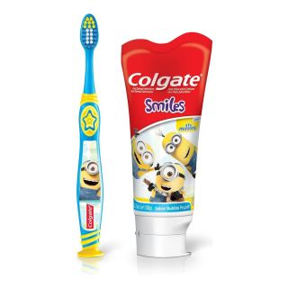 Cepillo de dientes y pasta de dientes Minions Colgate para